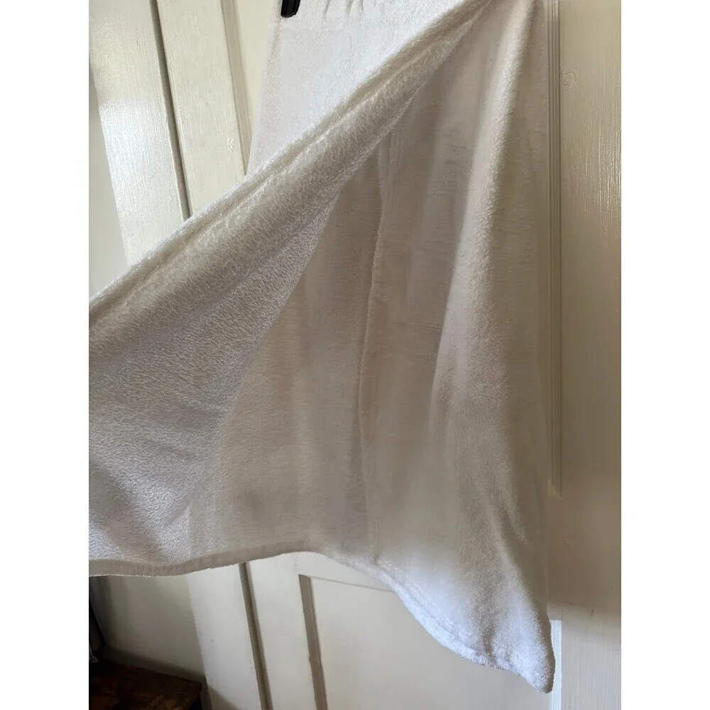 One size fits most white towel skirt
